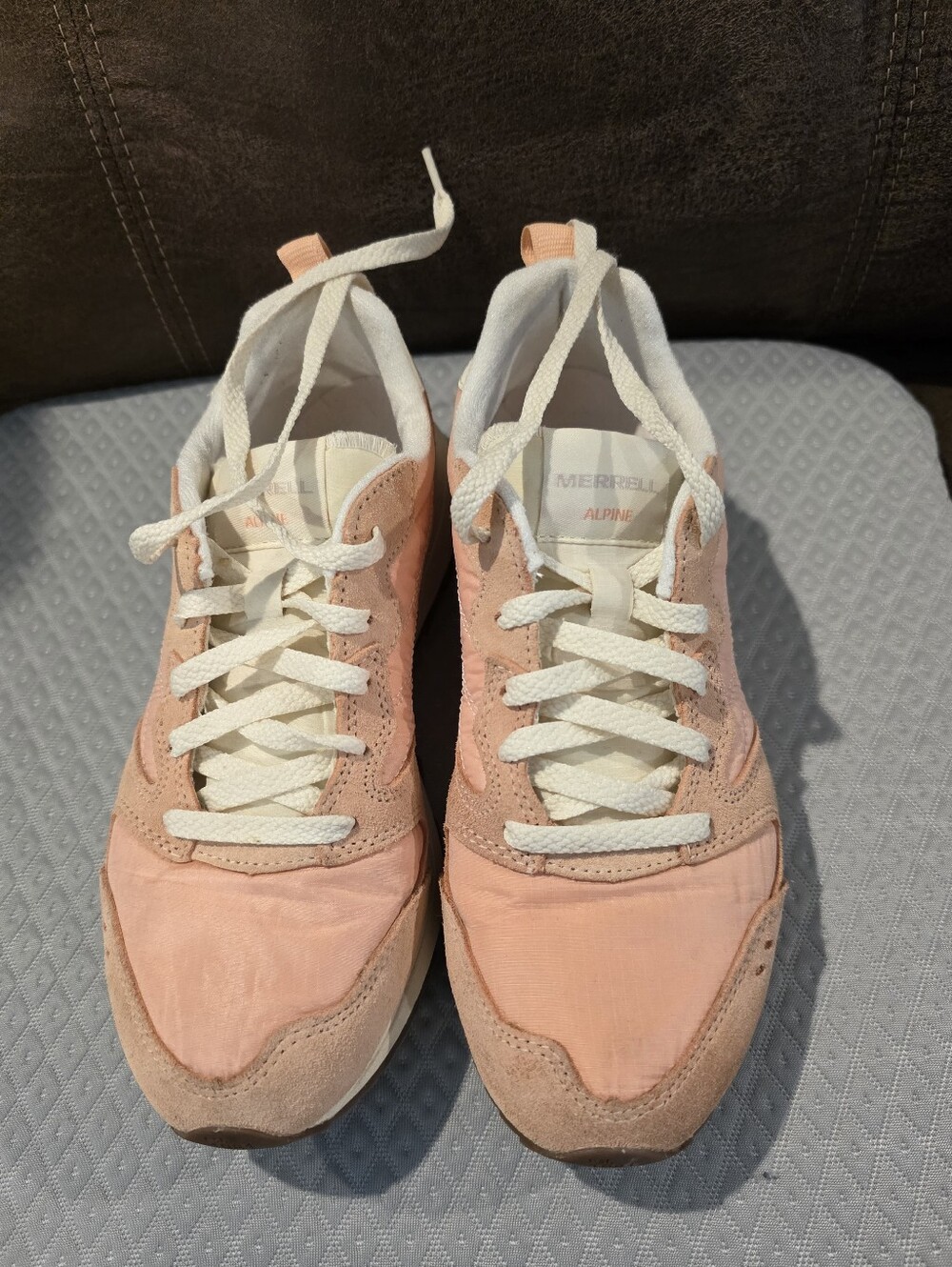 Merrell Alpine Womens Peach Pink Suede Retro Sneakers J006854 Size 9 Comfort